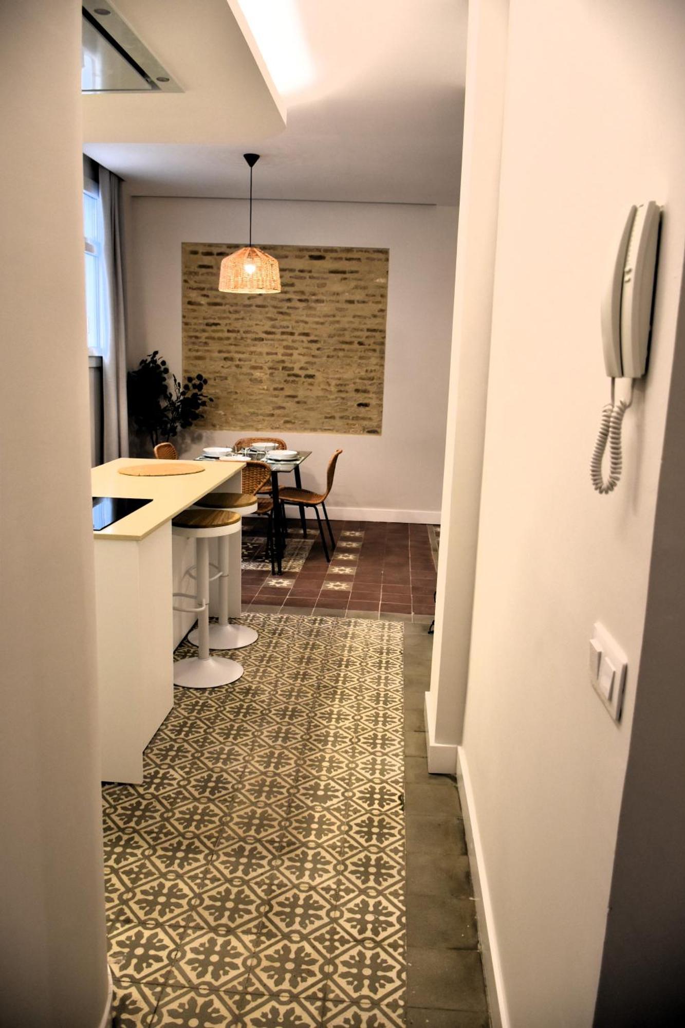 Ferienwohnung Puerta Carmona Sevilla Exterior foto